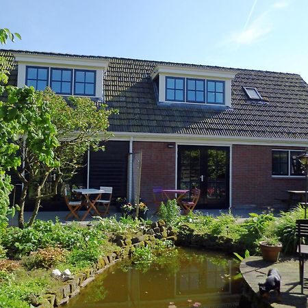 Bed and Breakfast 't Laaisterplakky à Oude Bildtzijl Extérieur photo