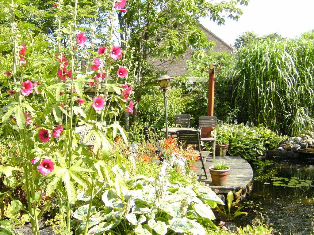 Bed and Breakfast 't Laaisterplakky à Oude Bildtzijl Extérieur photo