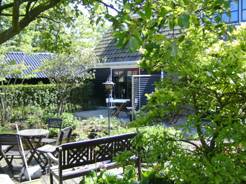 Bed and Breakfast 't Laaisterplakky à Oude Bildtzijl Extérieur photo