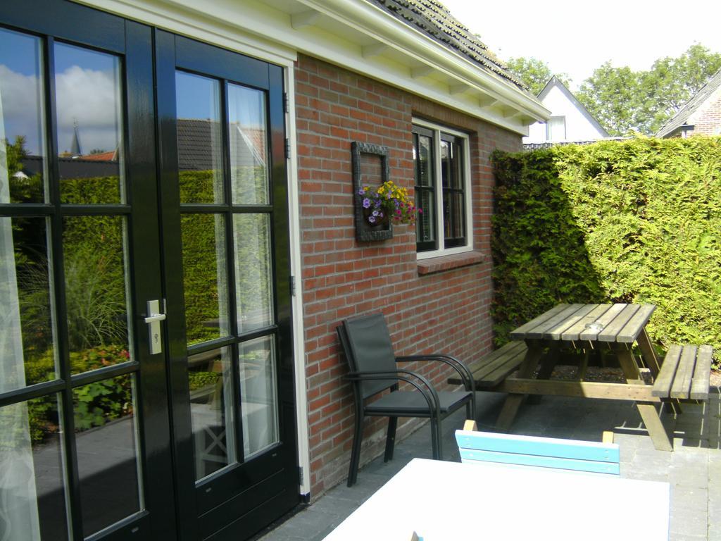 Bed and Breakfast 't Laaisterplakky à Oude Bildtzijl Extérieur photo