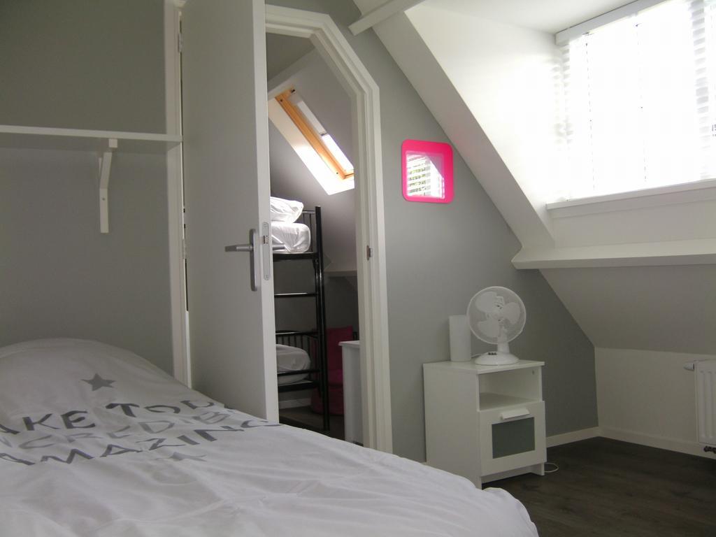 Bed and Breakfast 't Laaisterplakky à Oude Bildtzijl Chambre photo